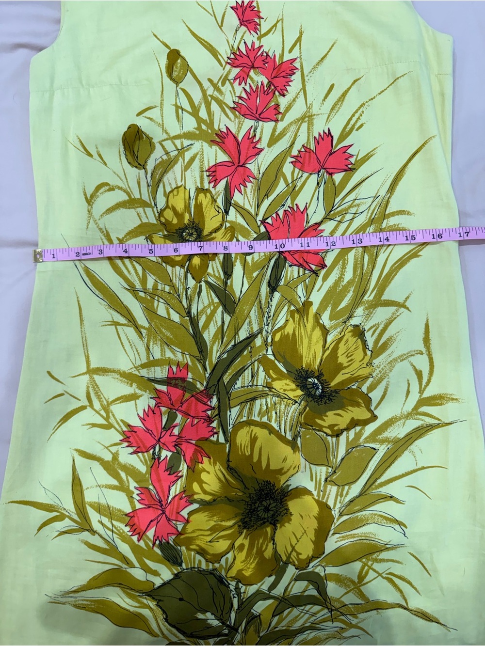 Vintage 60s Yellow Floral Graphic Shift Dress Mod Retro Chartreuse Linen 1960s - Picture 5 of 6